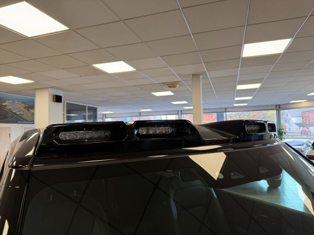 Used Land Rover Defender 2024 for sale - 78134324: Photo 17