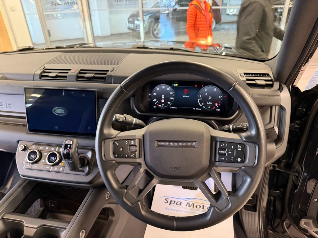 Used Land Rover Defender 2024 for sale - 78134324: Photo 23