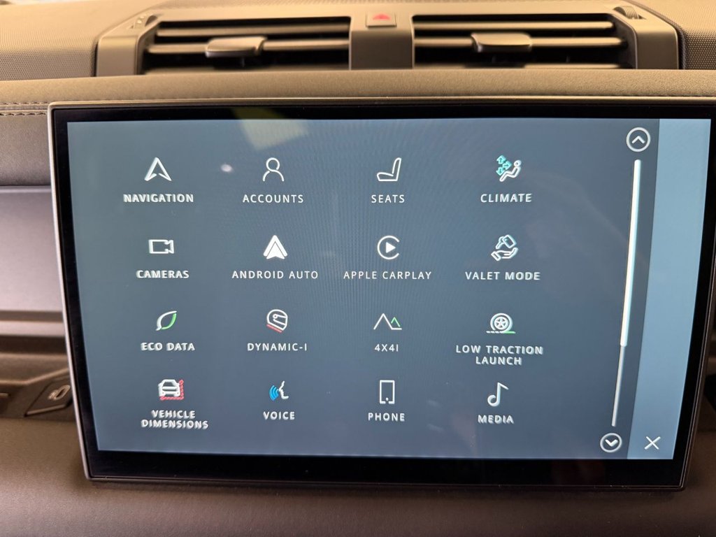 Used Land Rover Defender 2024 for sale - 78134324: Photo 27