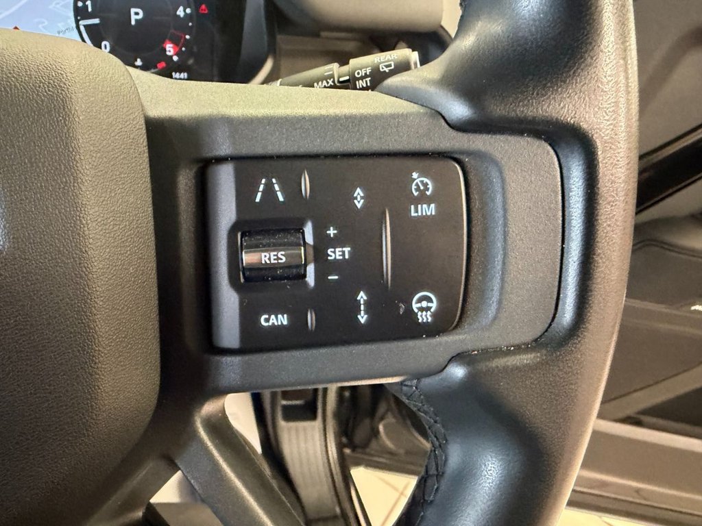 Used Land Rover Defender 2024 for sale - 78134324: Photo 32