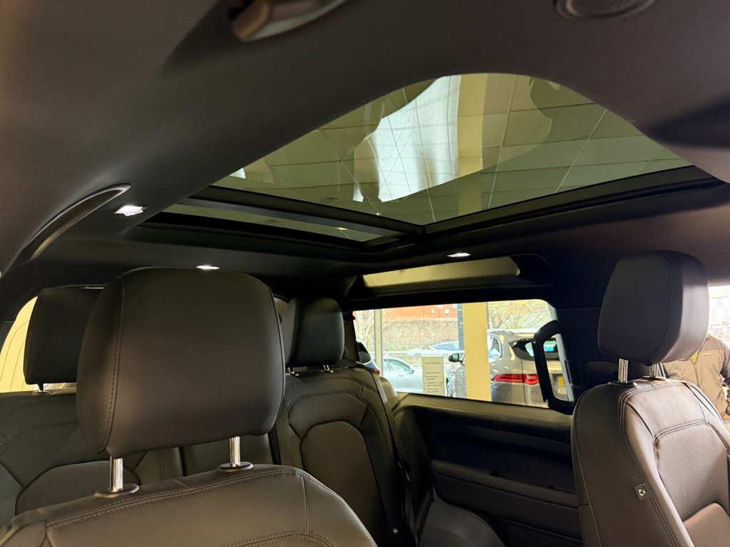 Used Land Rover Defender 2024 for sale - 78134324: Photo 33