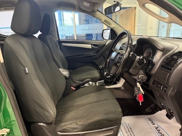 Used Isuzu D-Max 2018 for sale - 75300728: Photo 9