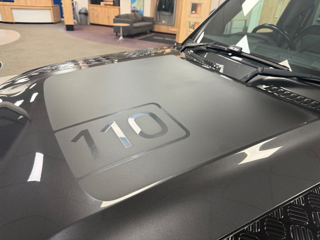 Used Land Rover Defender 2022 for sale - 77642225: Photo 14