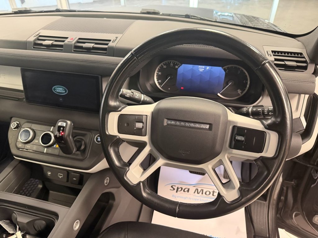 Used Land Rover Defender 2022 for sale - 77642225: Photo 21