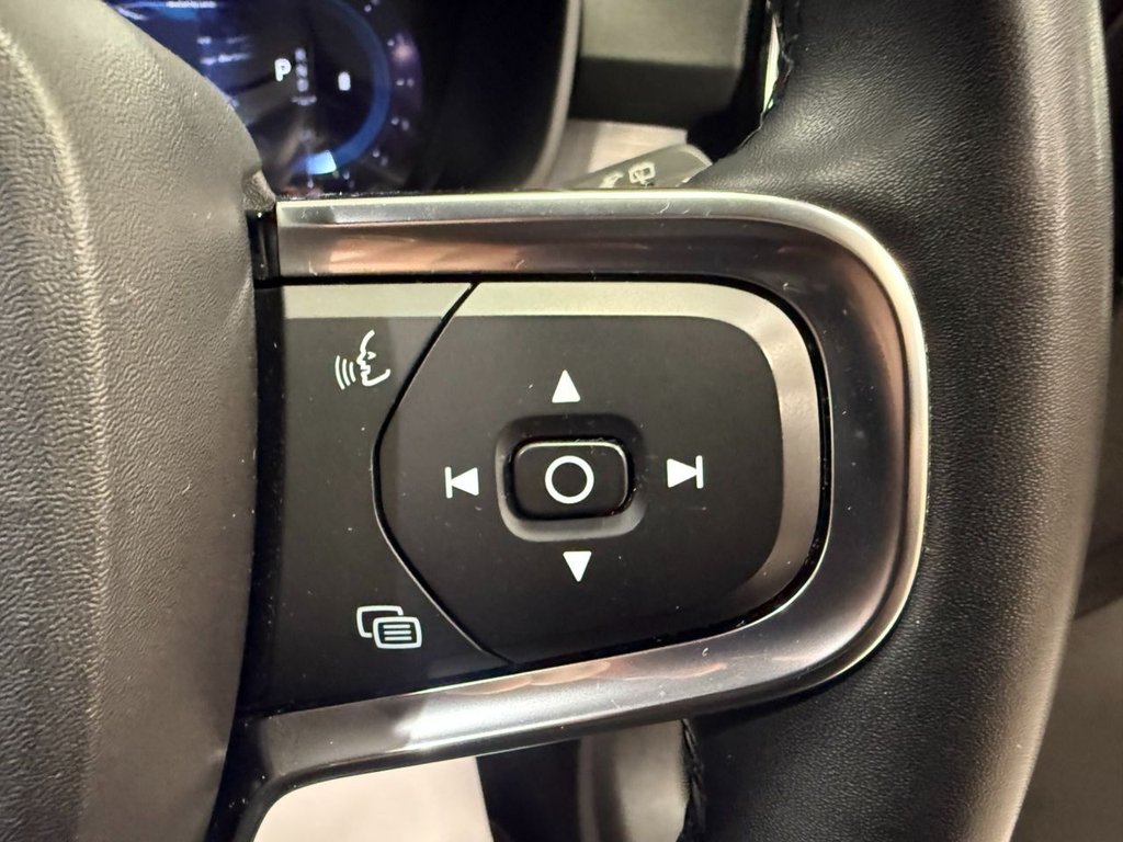 Used Volvo XC40 2022 for sale - 77413376: Photo 11