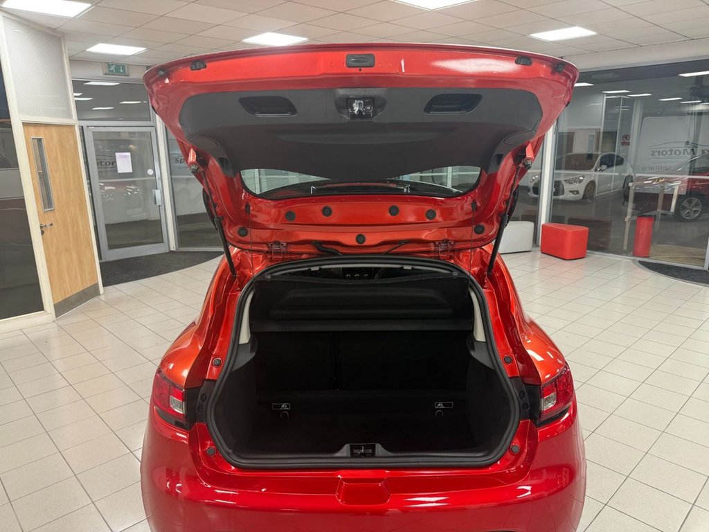 Used Renault Clio 2015 for sale - 76973697: Photo 23