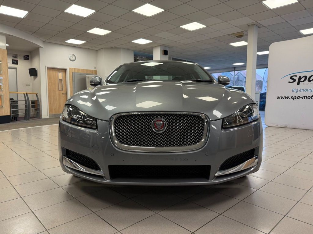 Used Jaguar XF 2013 for sale - 77422647: Photo 2