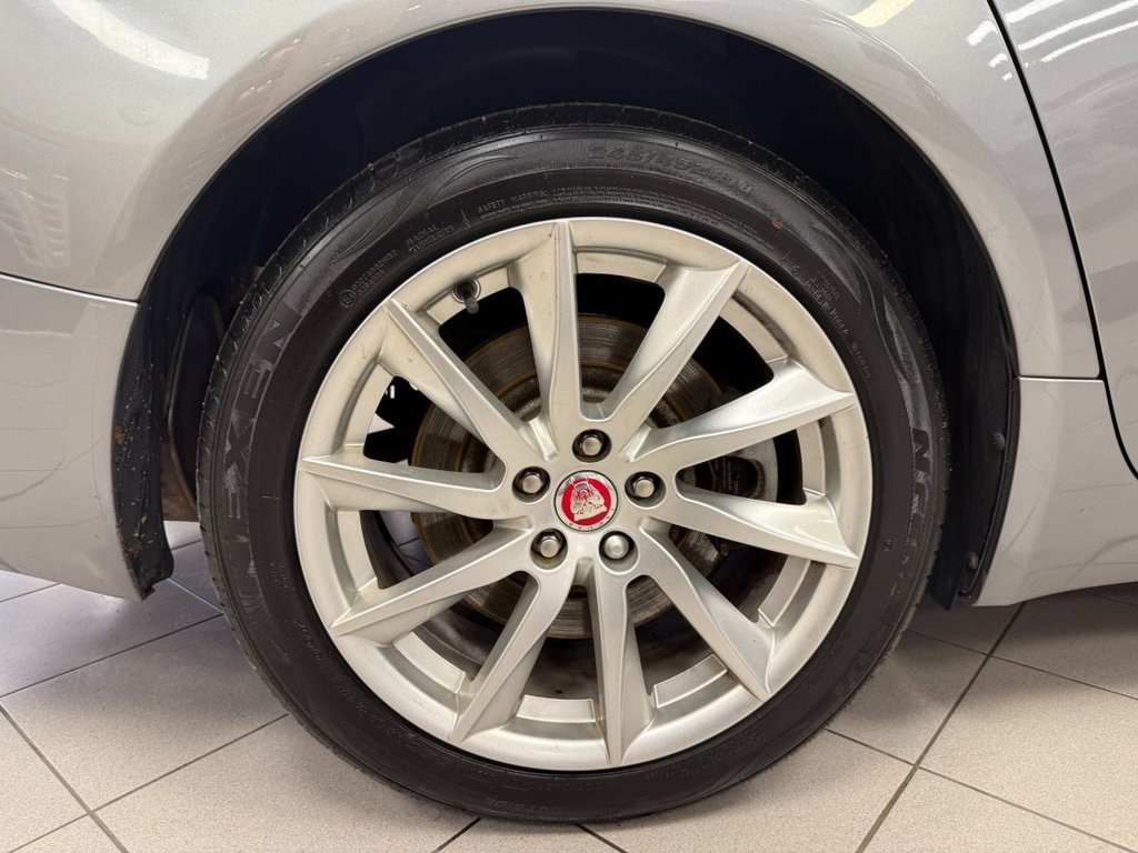 Used Jaguar XF 2013 for sale - 77422647: Photo 24