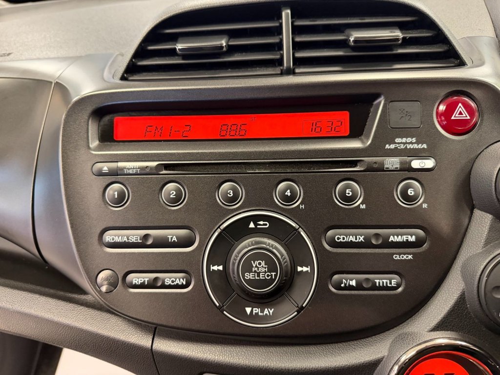 Used Honda Jazz 2014 for sale - 77936506: Photo 14