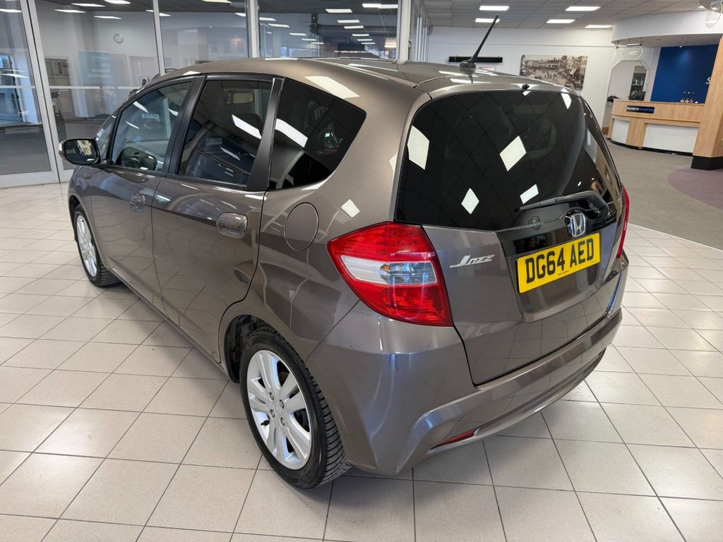 Used Honda Jazz 2014 for sale - 77936506: Photo 5