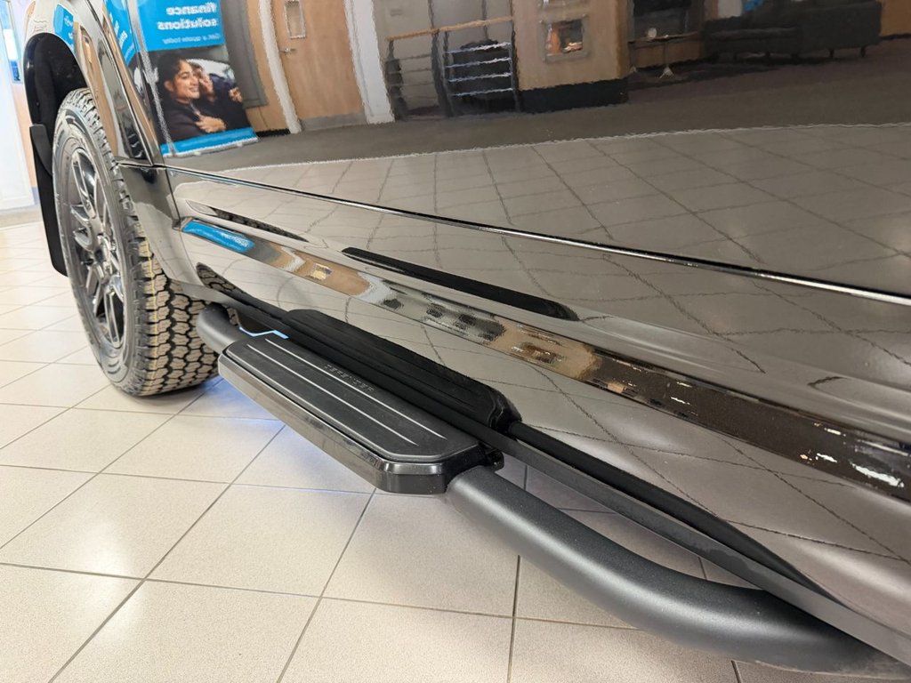 Used Land Rover Defender 2023 for sale - 77952287: Photo 11