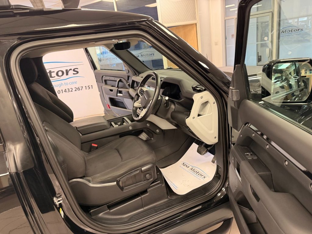 Used Land Rover Defender 2023 for sale - 77952287: Photo 16