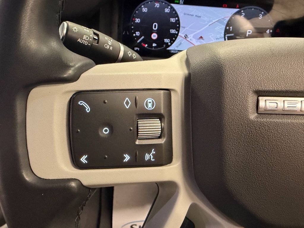 Used Land Rover Defender 2023 for sale - 77952287: Photo 25