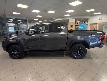 Used Toyota Hilux 2025 for sale - 78805565: Photo