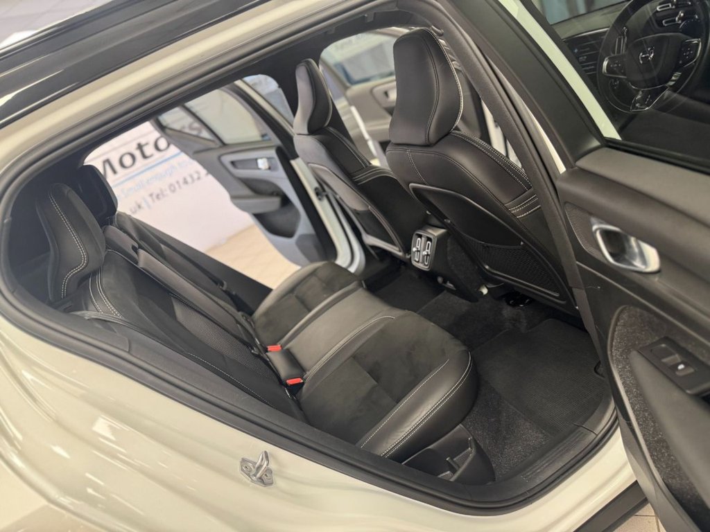 Used Volvo XC40 2018 for sale - 76118687: Photo 29