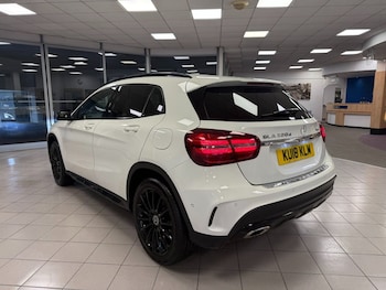 Used Mercedes-Benz GLA 2018 for sale - 77212485: Photo