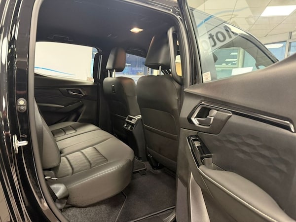 Used Isuzu D-Max 2025 for sale - 76279456: Photo 24