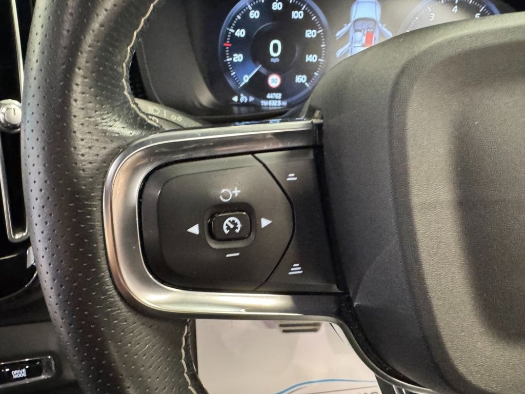 Used Volvo XC40 2021 for sale - 76784236: Photo 22