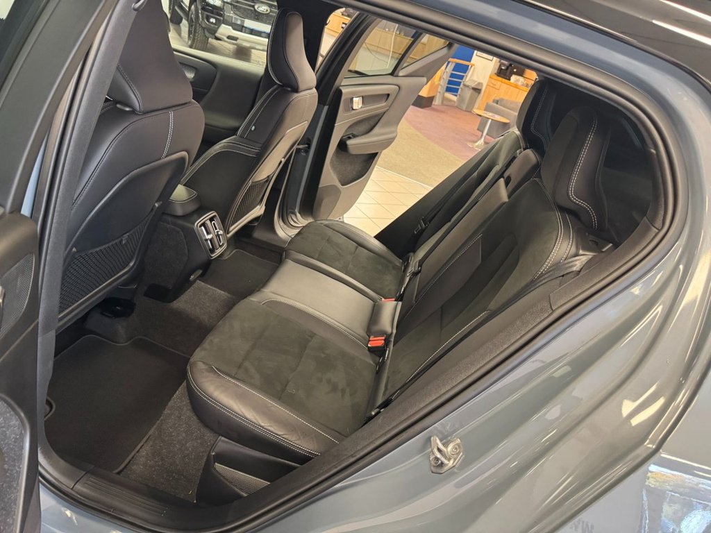 Used Volvo XC40 2021 for sale - 76784236: Photo 27