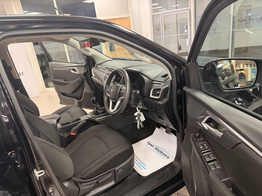 Used Isuzu D-Max 2023 for sale - 77133770: Photo 13