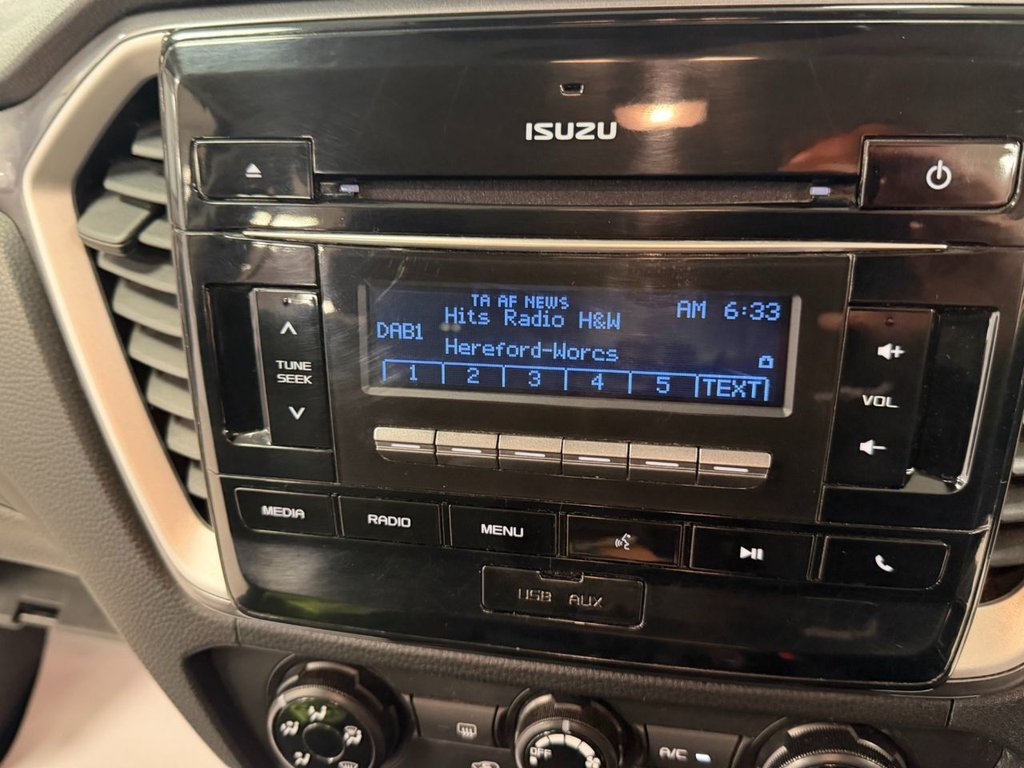 Used Isuzu D-Max 2023 for sale - 77133770: Photo 16