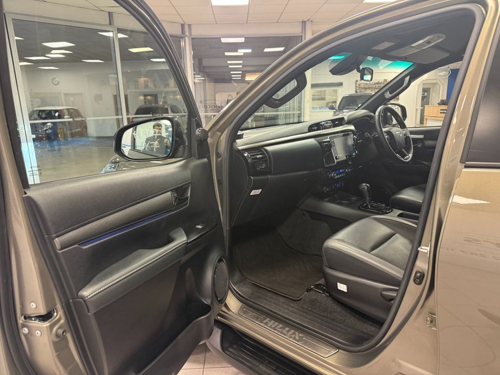 Used Toyota Hilux 2021 for sale - 77327704: Photo 17