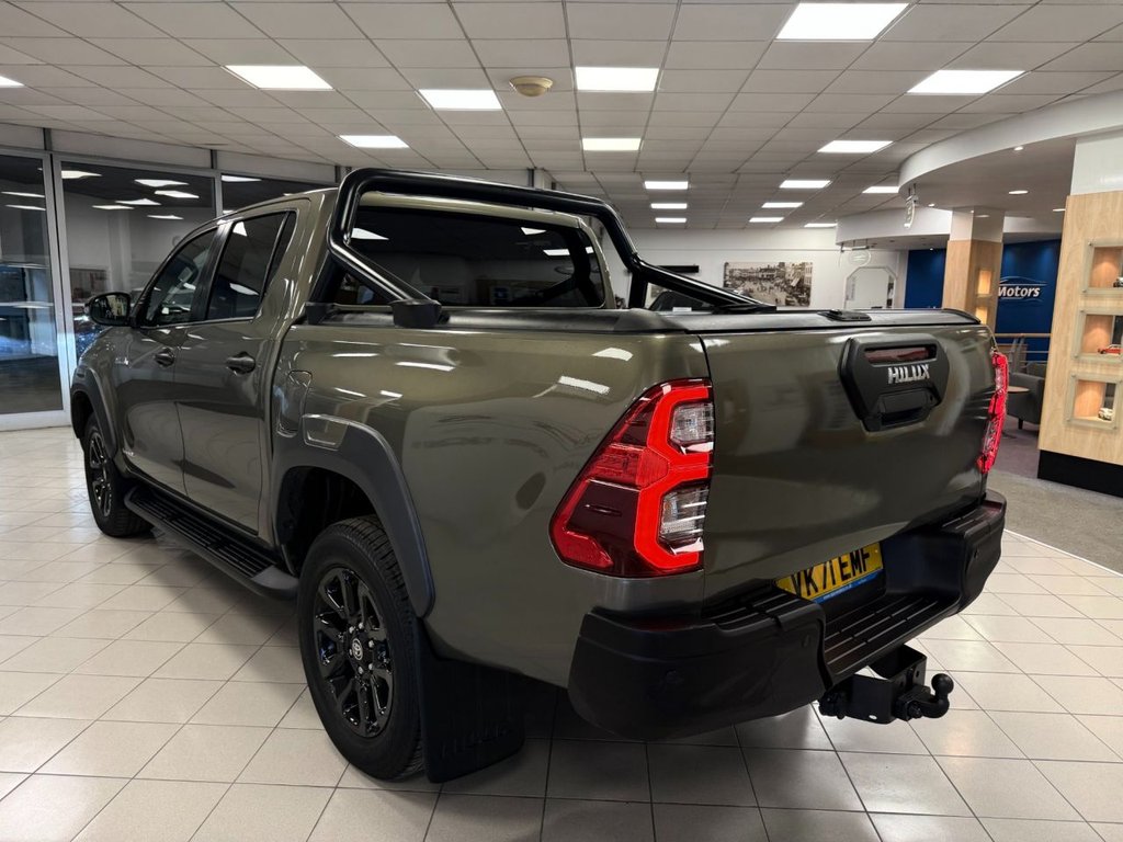 Used Toyota Hilux 2021 for sale - 77327704: Photo 4