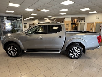 Used Nissan Navara 2019 for sale - 75099325: Photo
