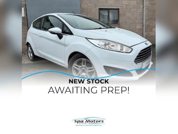2013 (13) - 1.25 Zetec Hatchback 3dr Petrol Manual Euro 5 (82 ps)