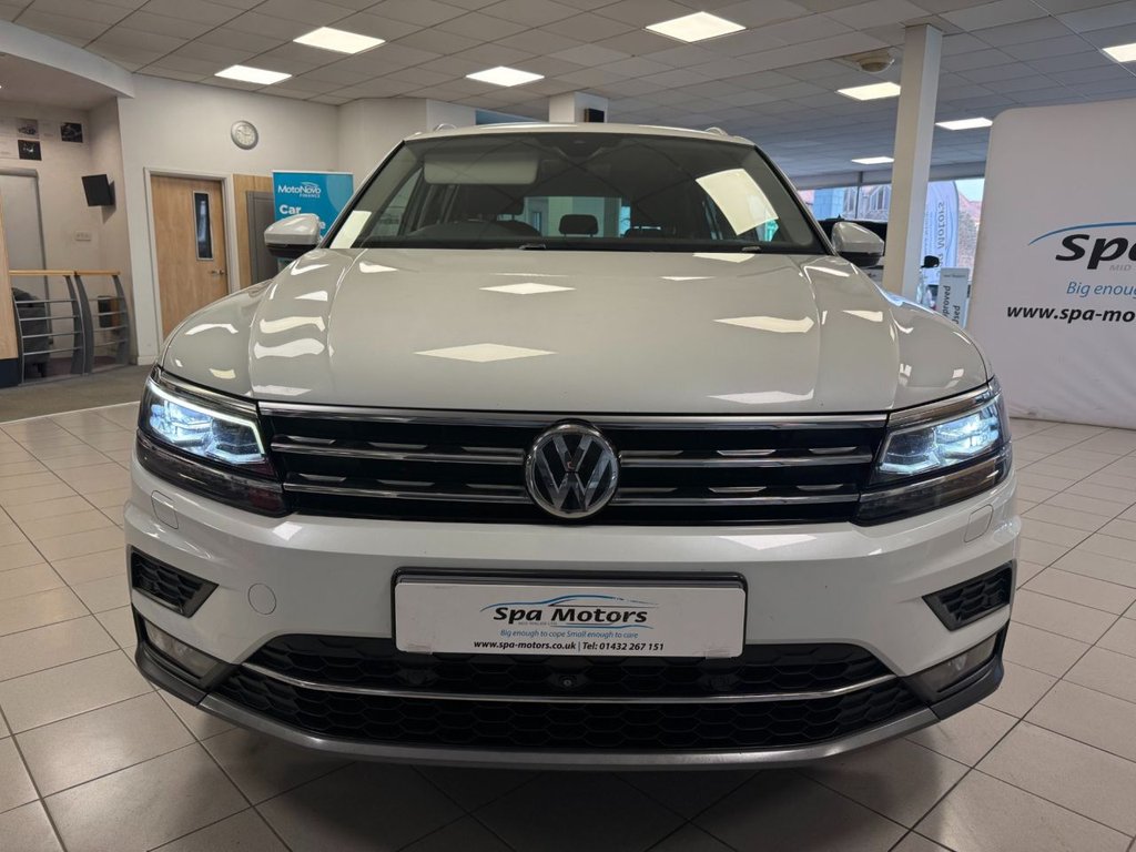 Used Volkswagen Tiguan 2017 for sale - 77764975: Photo 2