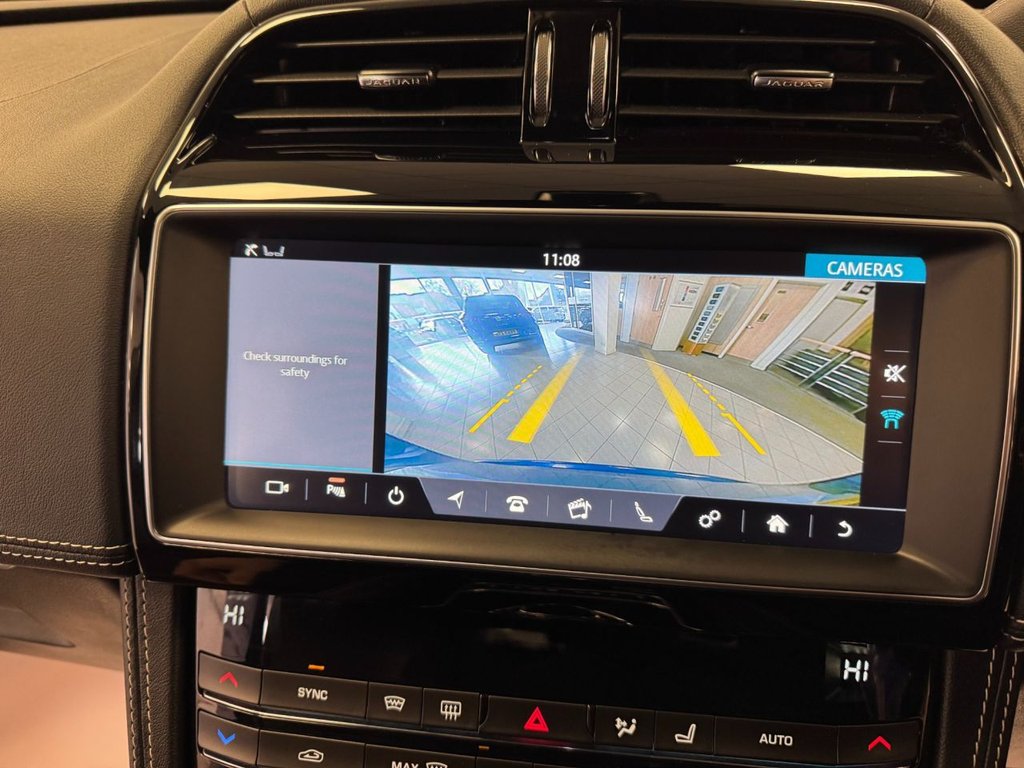 Used Jaguar F-Pace 2018 for sale - 77048996: Photo 21