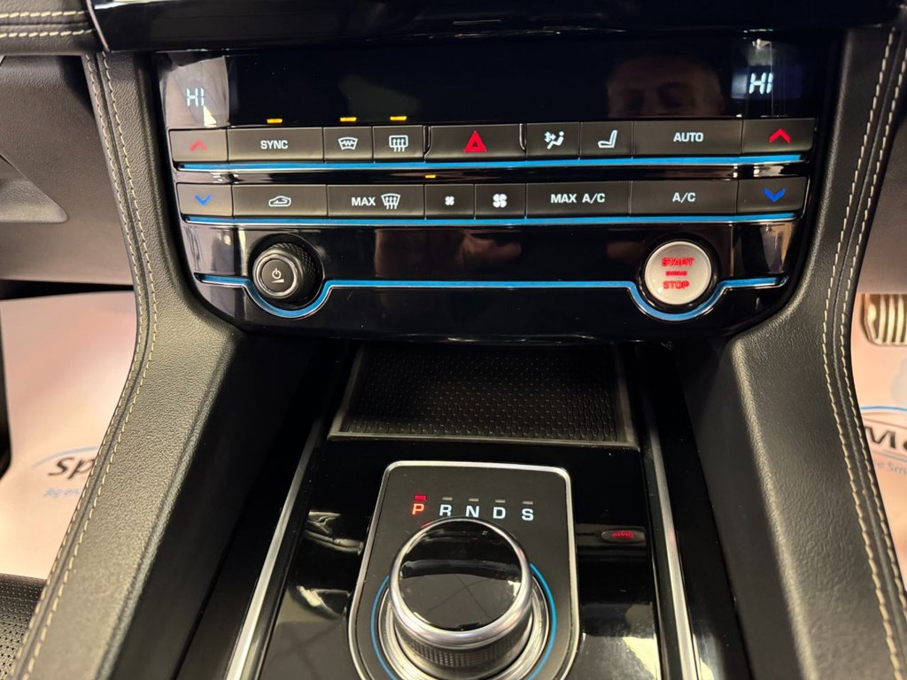 Used Jaguar F-Pace 2018 for sale - 77048996: Photo 24