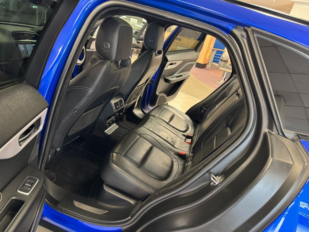 Used Jaguar F-Pace 2018 for sale - 77048996: Photo 32