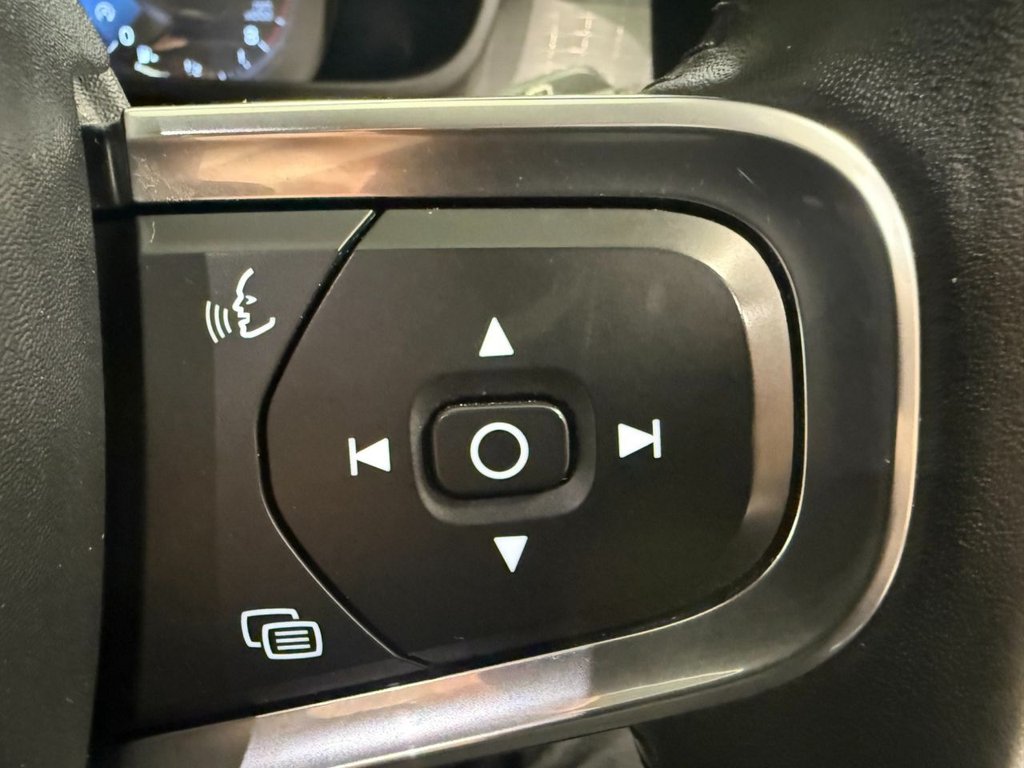 Used Volvo XC40 2018 for sale - 77250049: Photo 13