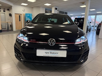 Used Volkswagen Golf 2019 for sale - 78241076: Photo