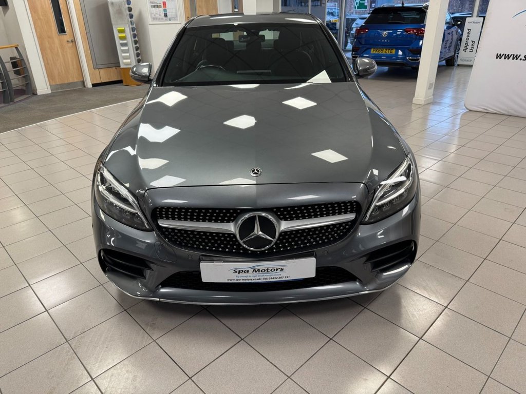 Used Mercedes-Benz C Class 2019 for sale - 76883524: Photo 2