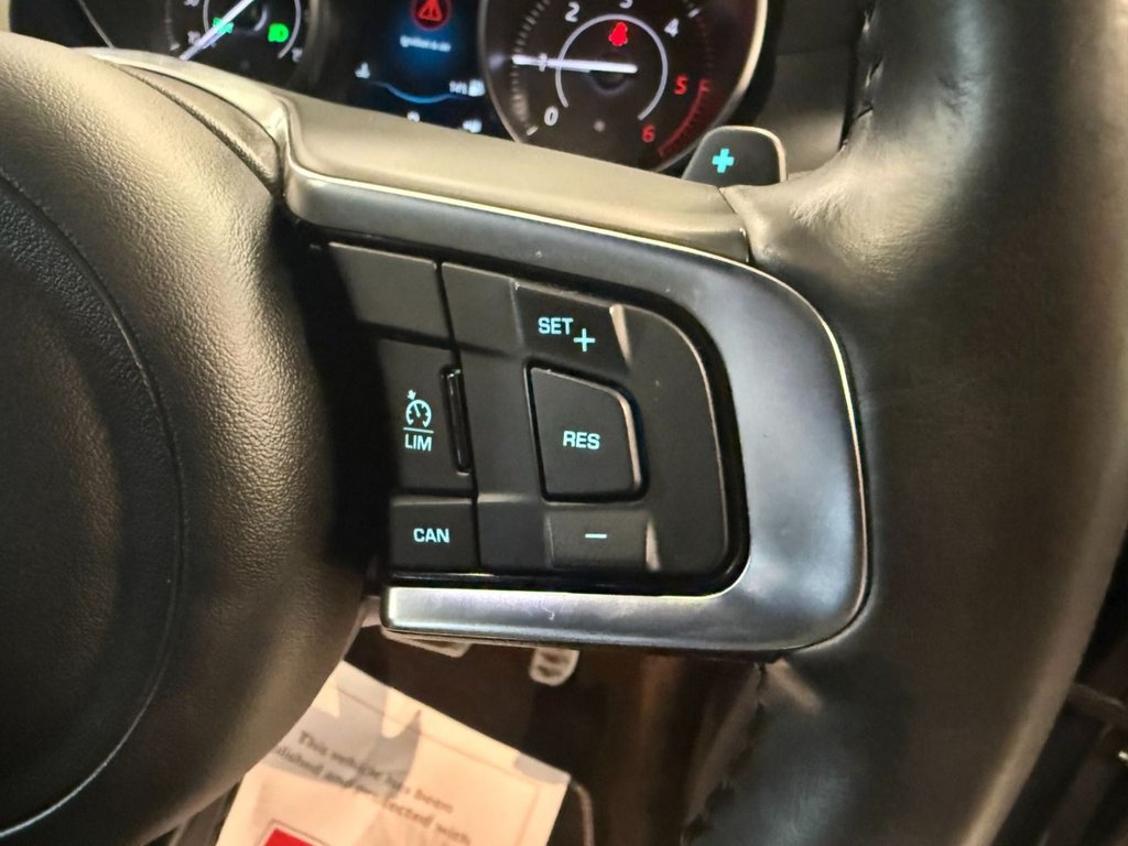 Used Jaguar E-Pace 2019 for sale - 77897644: Photo 11