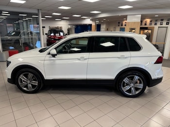 Used Volkswagen Tiguan 2017 for sale - 75952849: Photo