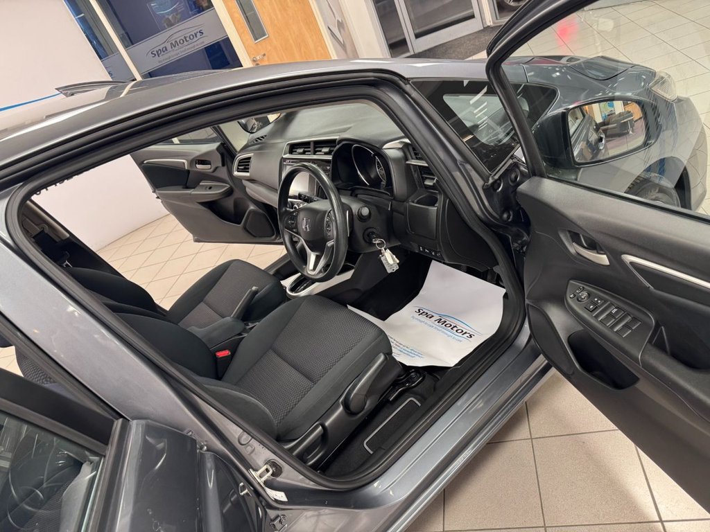 Used Honda Jazz 2018 for sale - 76210674: Photo 12