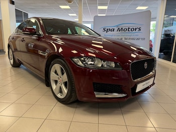 Used Jaguar XF 2015 for sale - 79166410: Photo