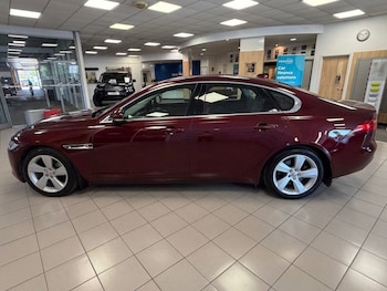 Used Jaguar XF 2015 for sale - 79166410: Photo