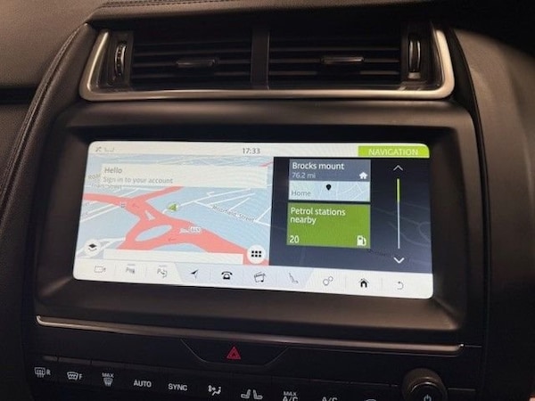 Used Jaguar E-Pace 2018 for sale - 76056955: Photo 12