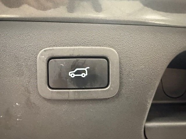 Used Jaguar E-Pace 2018 for sale - 76056955: Photo 26
