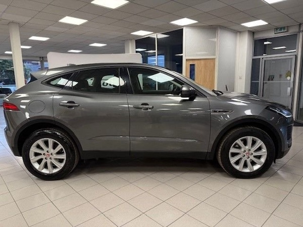Used Jaguar E-Pace 2018 for sale - 76056955: Photo 7