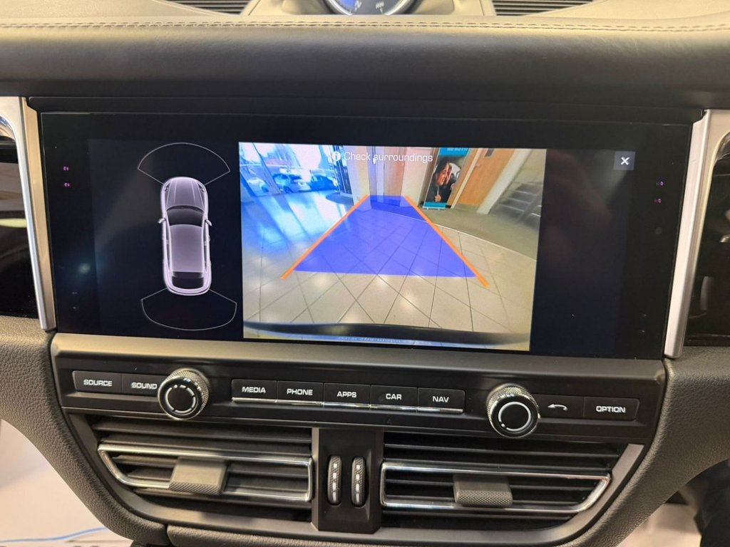 Used Porsche Macan 2019 for sale - 77890895: Photo 15