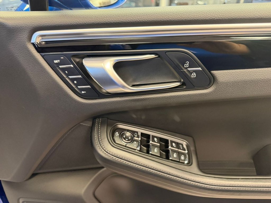 Used Porsche Macan 2019 for sale - 77890895: Photo 20