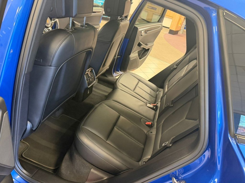 Used Porsche Macan 2019 for sale - 77890895: Photo 21