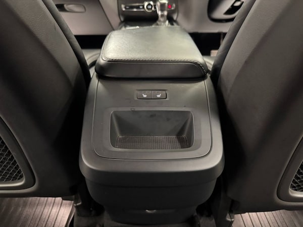 Used Volvo XC60 2017 for sale - 76163608: Photo 27