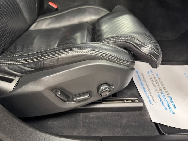 Used Volvo XC60 2017 for sale - 76163608: Photo 31
