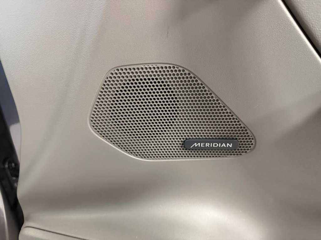 Used Jaguar F-Pace 2019 for sale - 77952399: Photo 16